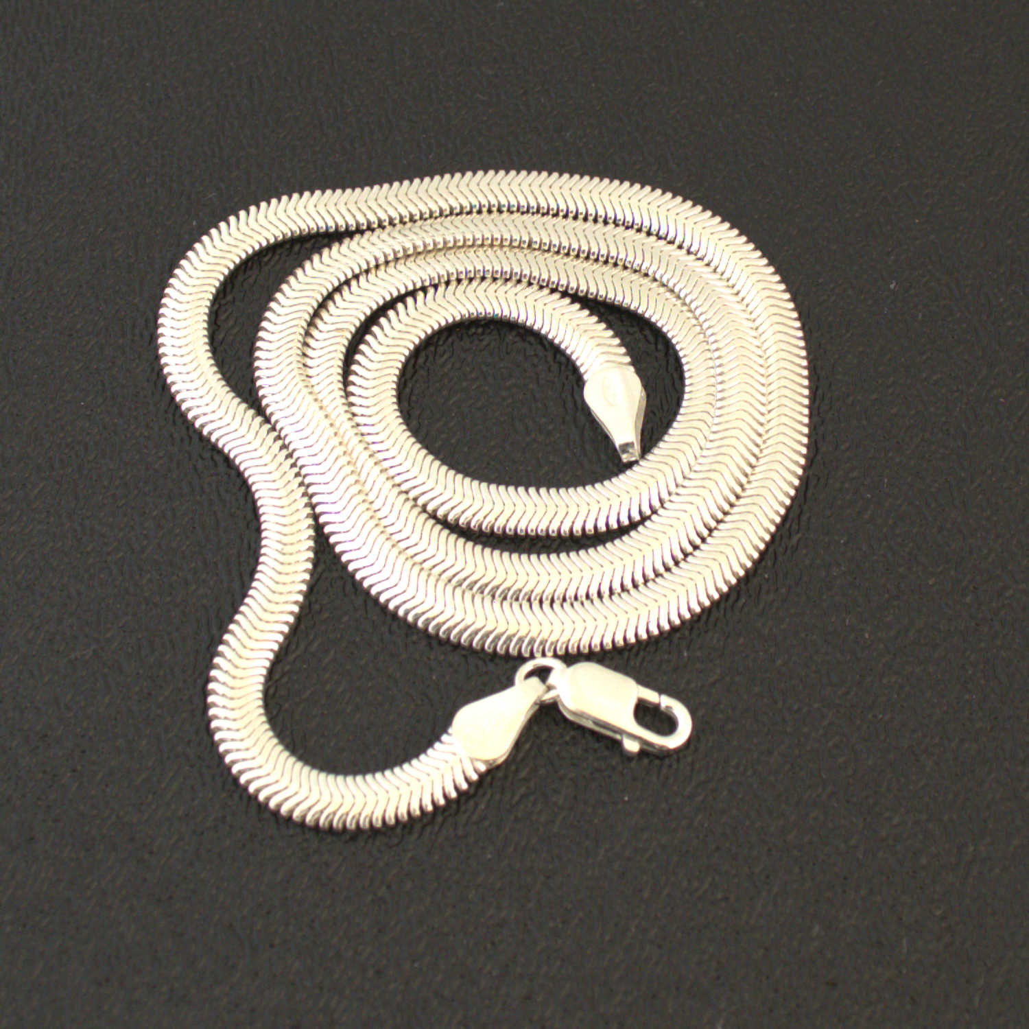 30 Flat Snake Chain Web
